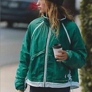 Free People Pippa packable jacket - size M - NWT